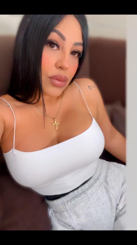 Chica busca chico en Sevilla: 