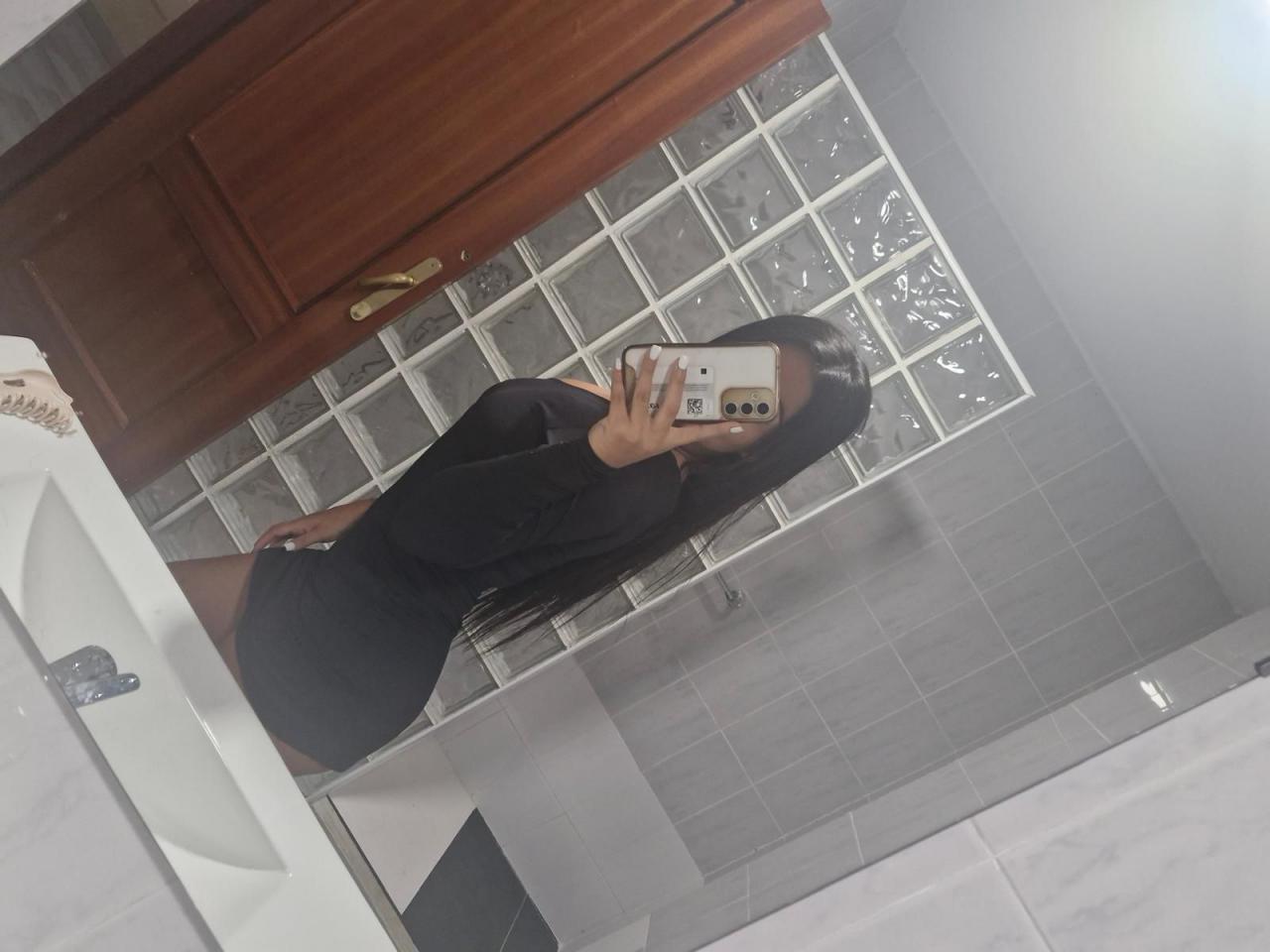 632393371: Chica busca chico en Murcia