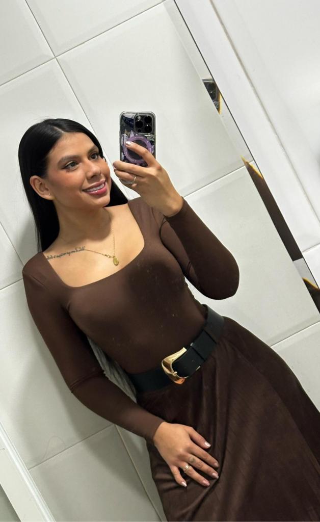 Chica busca chico en Cádiz: 