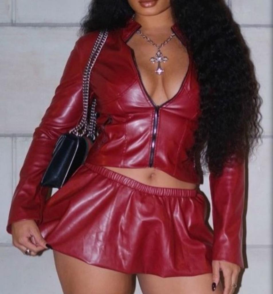 Chica busca chico en Lugo: 