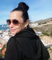 667605351: Chica busca chico en Valencia