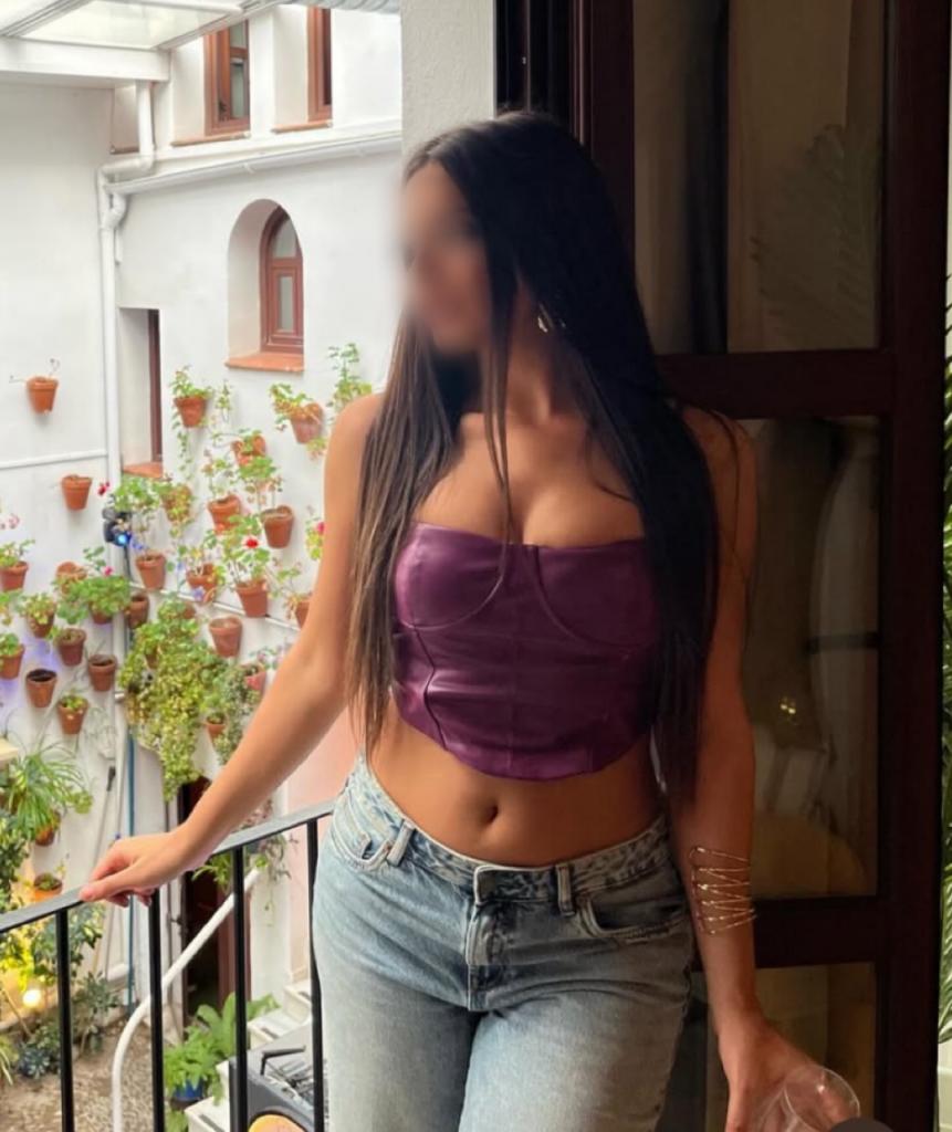 Chica busca chico en Sevilla: 
