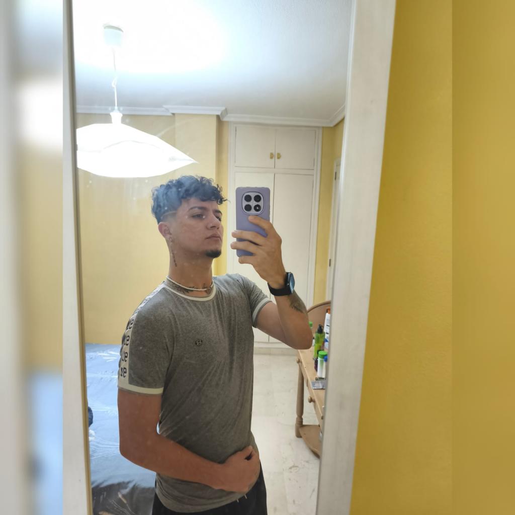 678532891: Chico busca chica en Granada