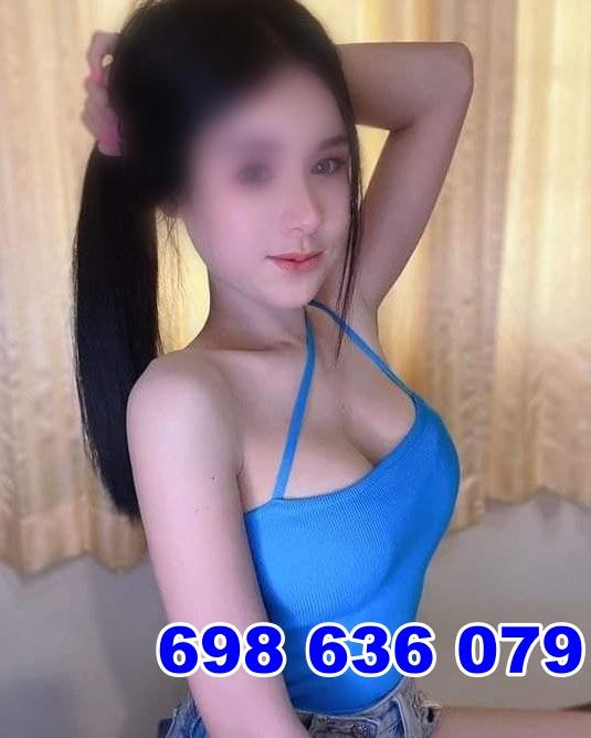 698636079: Chica busca chico en Barcelona