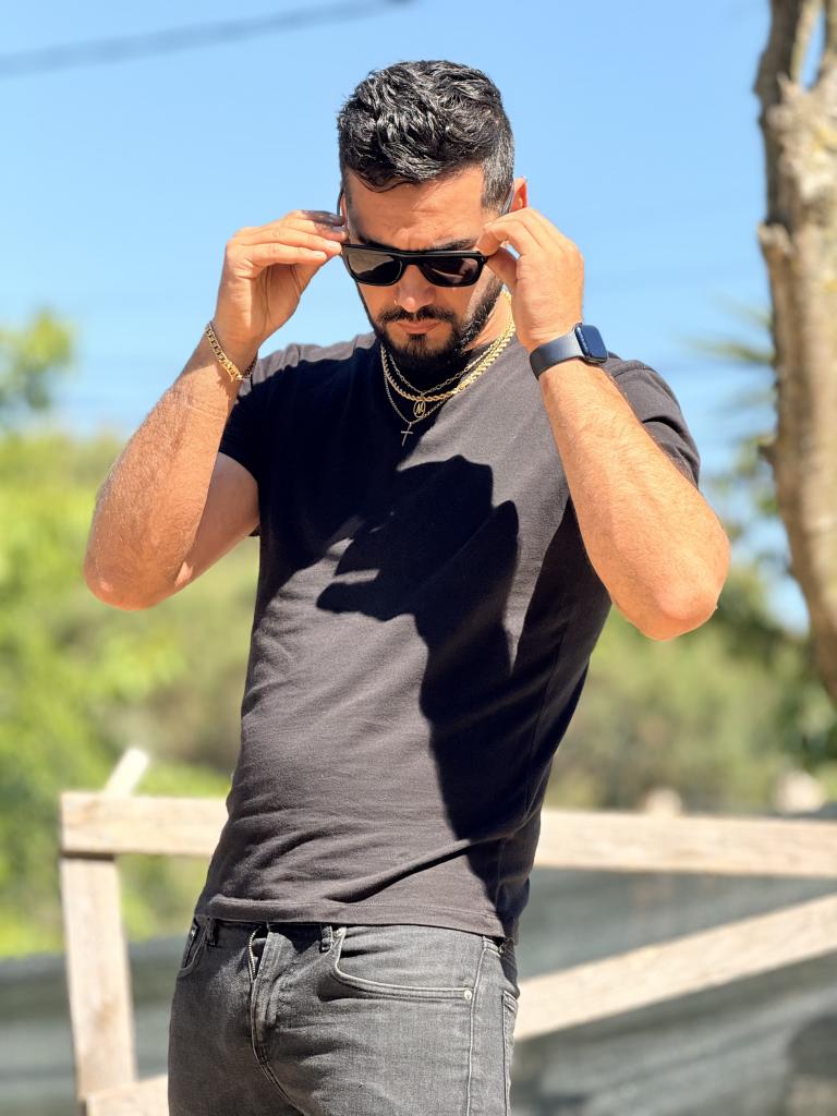 614112180: Chico busca chica en Barcelona