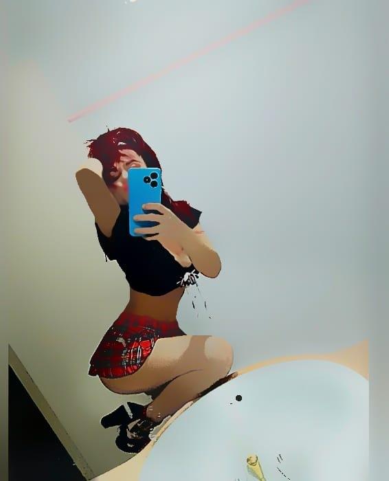 643083787: Chica busca chico en Mallorca