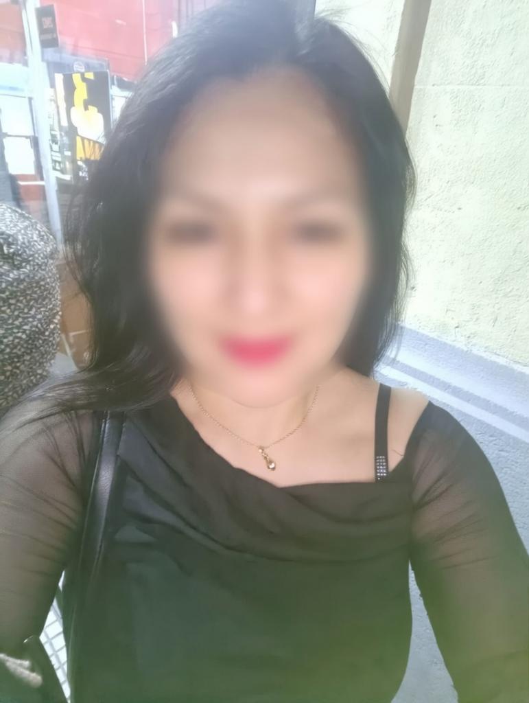 Chica busca chico en Cádiz: 