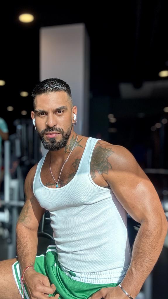 Chico busca chica en Alicante: 