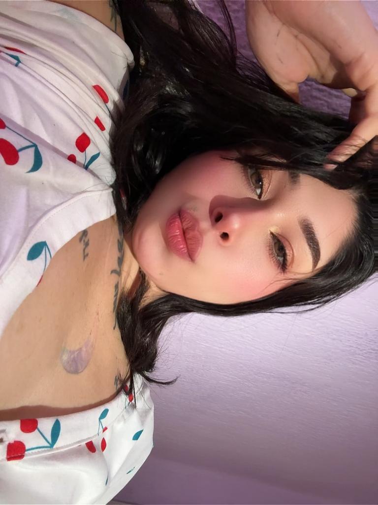 Chica busca chico en Huelva: 