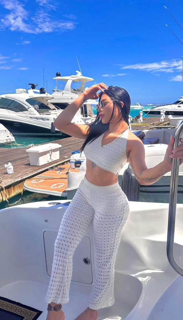 674970493: Chica busca chico en Málaga