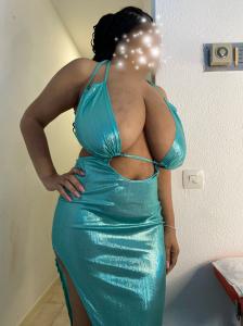 653463211: Chica busca chico en Sevilla