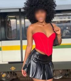 663195950: Chica busca chico en Tarragona