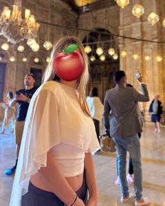 613955130: Chica busca chico en Granada