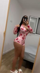 611217593: Chica busca chico en Gerona