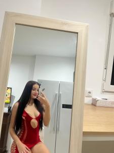 602405094: Chica busca chico en La Coruña