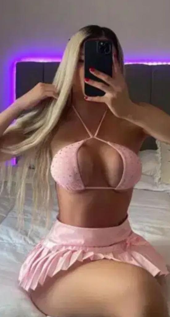 672970795: Chica busca chico en Burgos