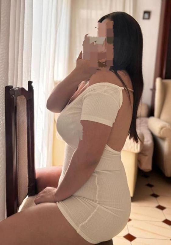 661160443: Chica busca chico en Madrid