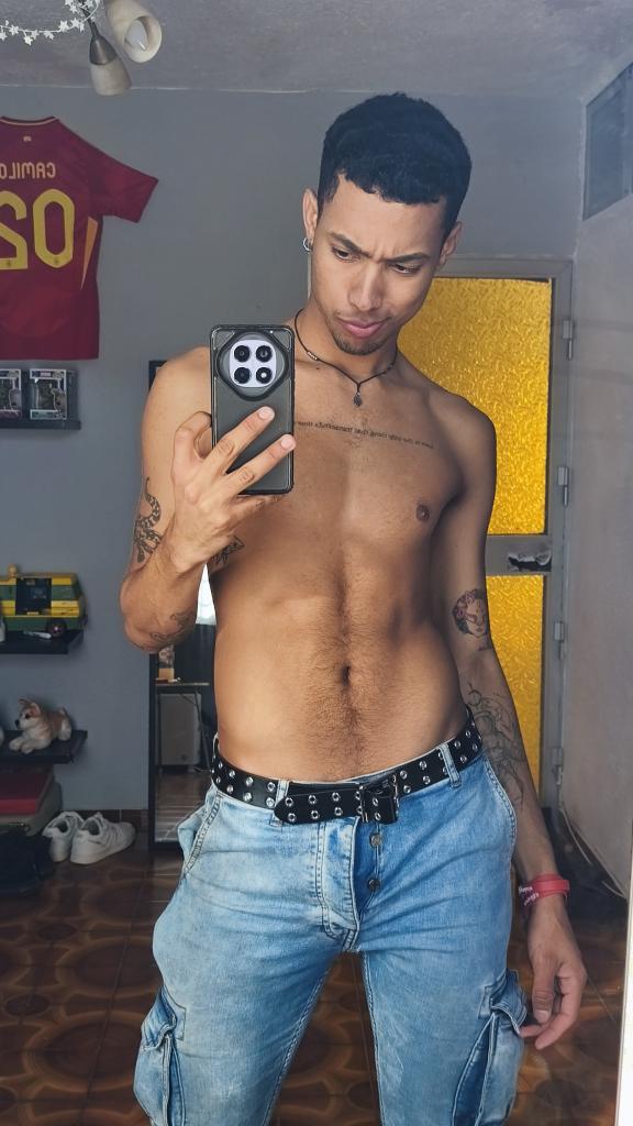 613967970: Chico busca chica en Málaga