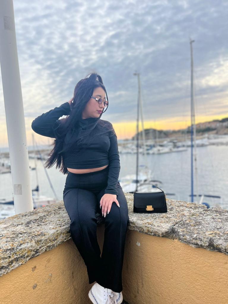 632167098: Chica busca chico en Barcelona