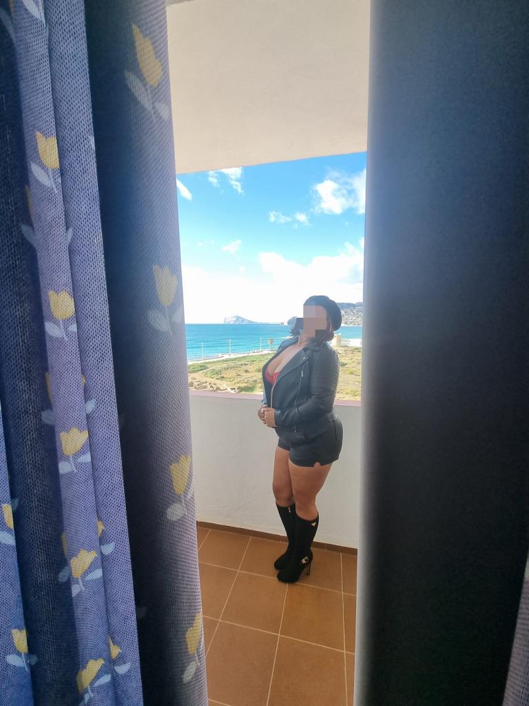 Chica busca chico en Alicante: 