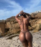 613233712: Chica busca chico en Barcelona