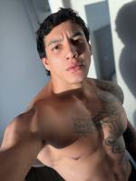 608374027: Chico busca chica en Barcelona