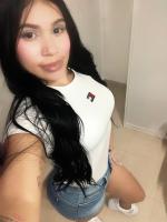 673390208: Chica busca chico en Ibiza