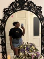 675642421: Chica busca chico en Cádiz