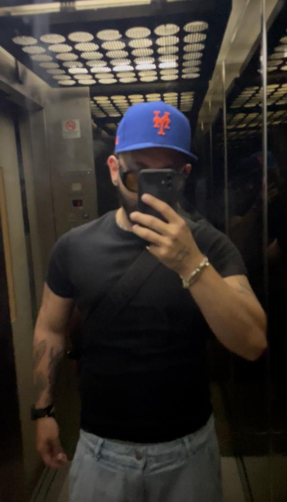 Chico busca chica en Madrid: 