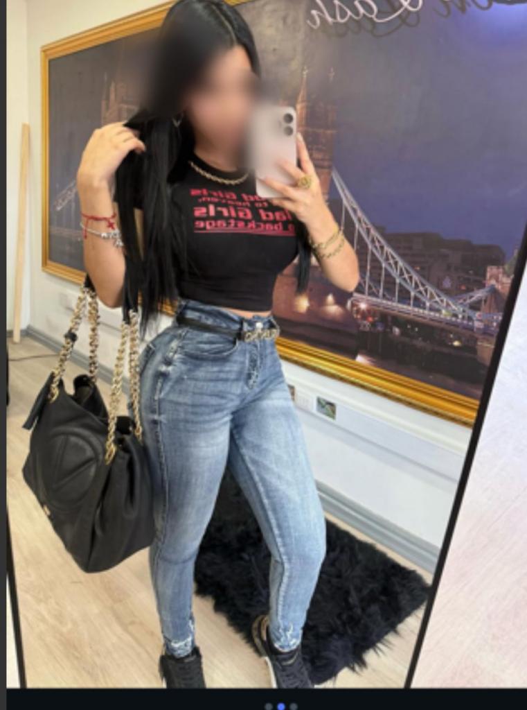 Chica busca chico en Almería: 