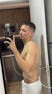 632576353: Chico busca chica en Madrid