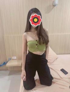 655986908: Chica busca chico en Barcelona