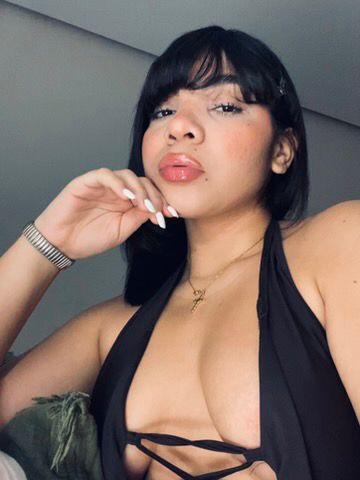 656371417: Chica busca chico en Barcelona