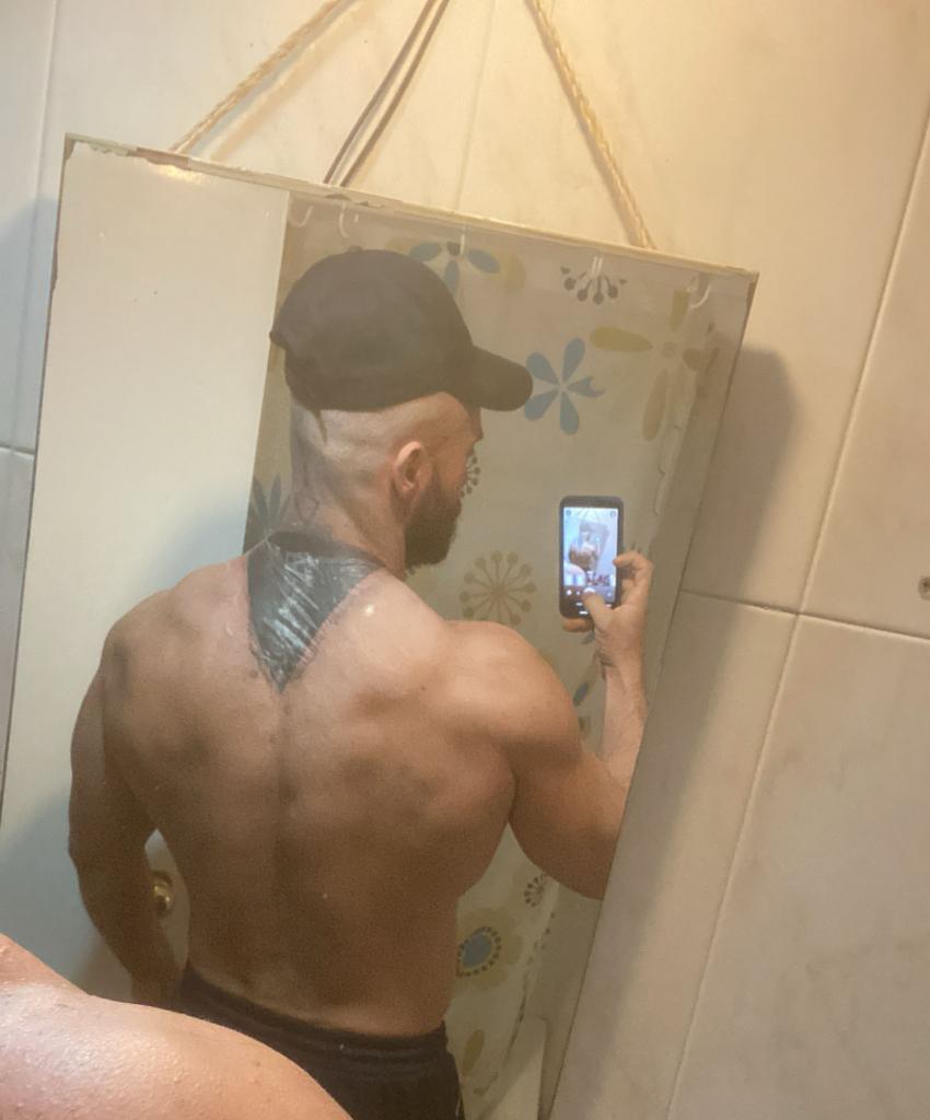 722586217: Chico busca chica en Málaga