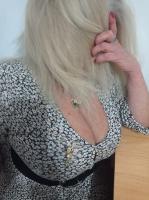 631938329: Chica busca chico en Barcelona