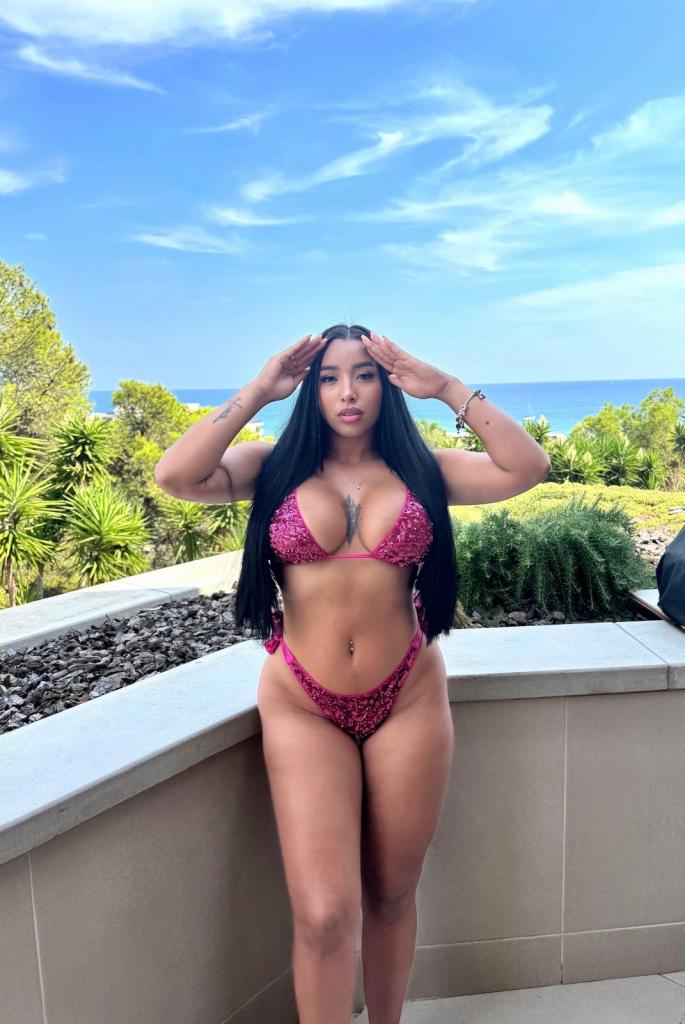 614553241: Chica busca chico en Málaga