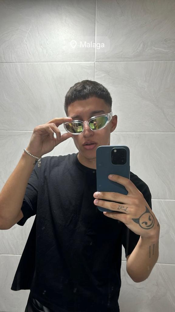 Chico busca chica en Málaga: 