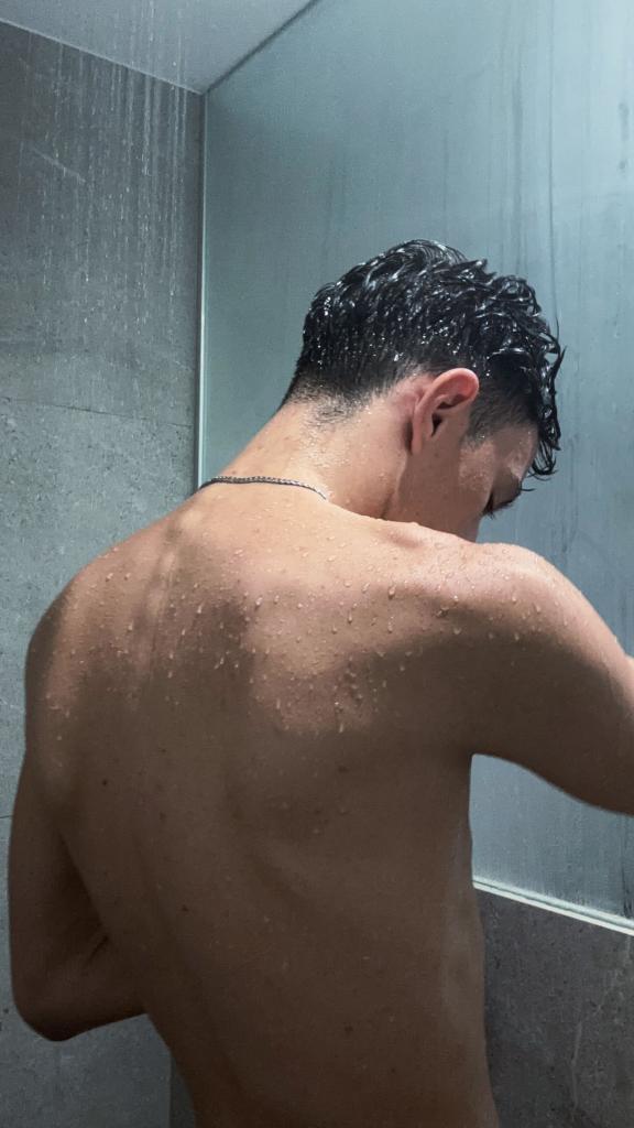 Chico busca chica en Málaga: 