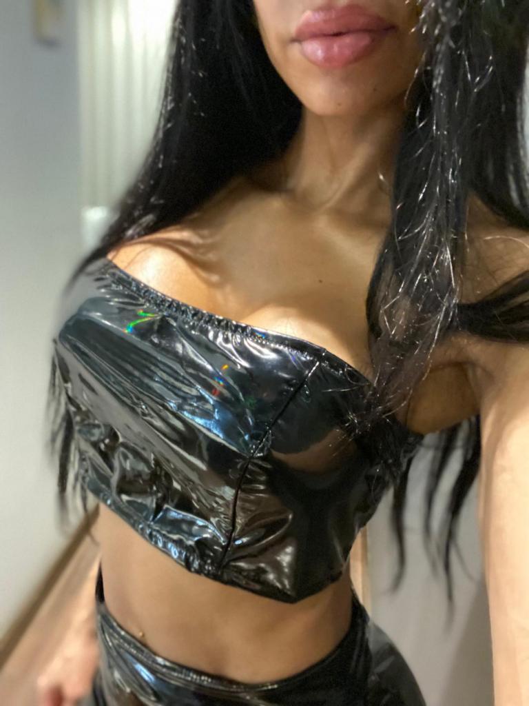 613594707: Chica busca chico en Alicante