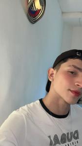 617110875: Chico busca chica en Alicante