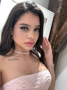 624374570: Chica busca chico en Sevilla