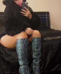 603712748: Chica busca chico en Málaga