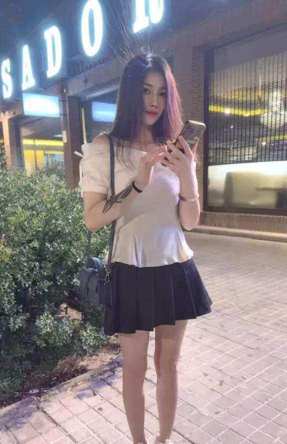 622150296: Chica busca chico en Valencia