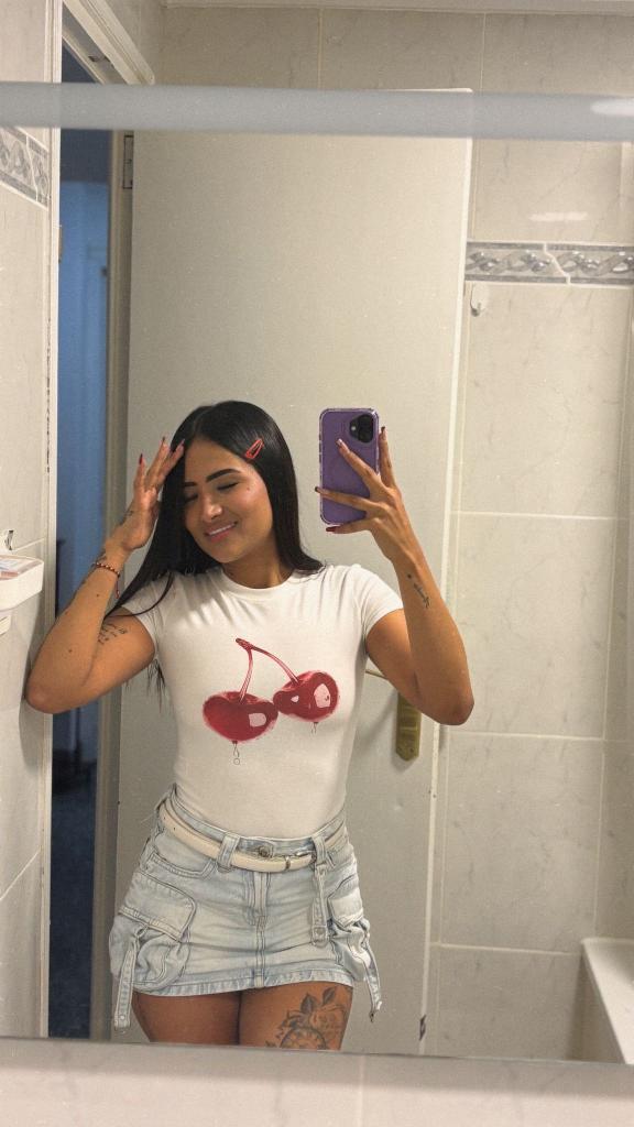 626971483: Chica busca chico en Huelva