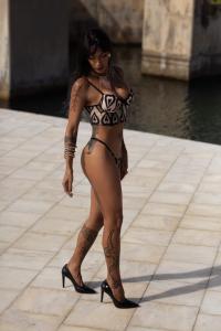 670655281: Transexual en Barcelona