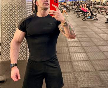 Chico busca chica en Asturias: 