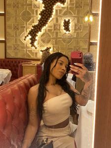 Chica busca chico en Barcelona: 