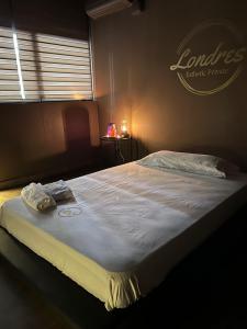 Chica busca chico en Barcelona: 