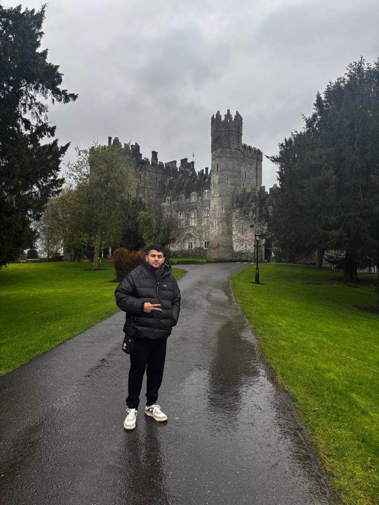 Chico busca chica en Huelva: 