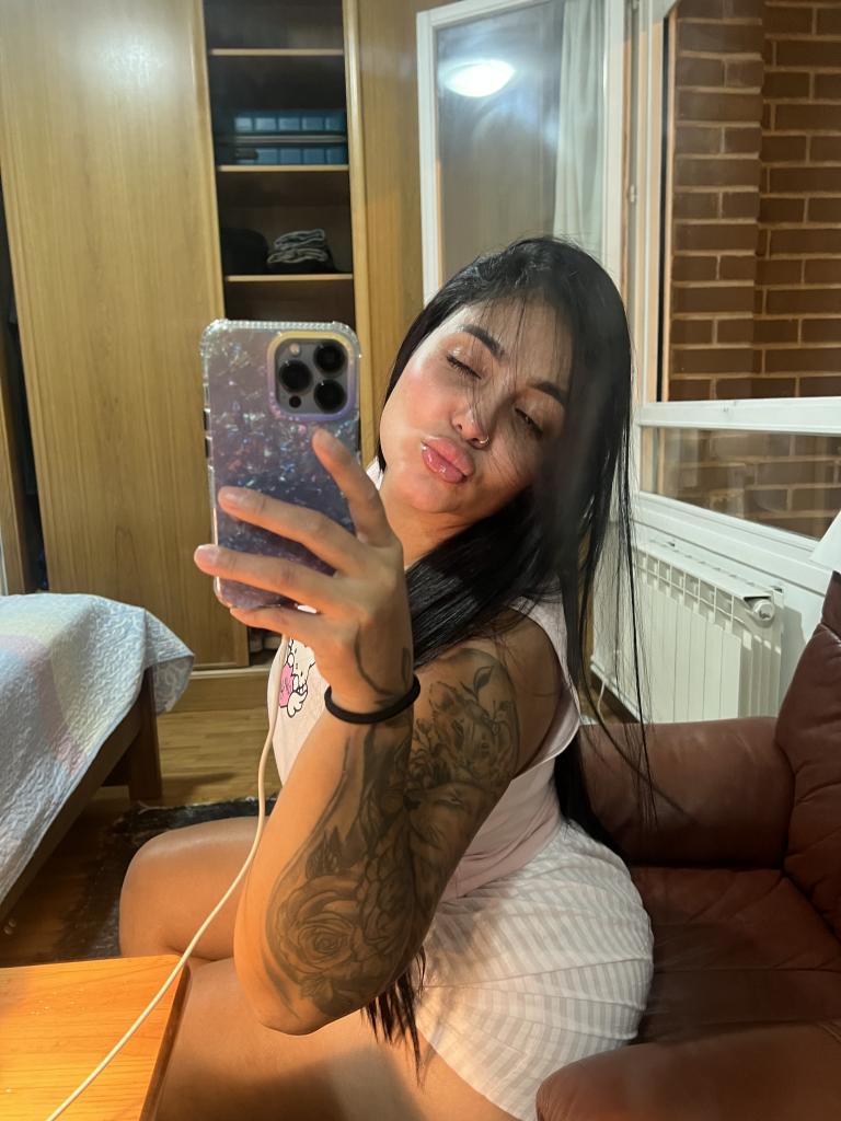 Chica busca chico en Navarra: 